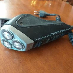 Vendora PHILISHAVE DE LUXE.