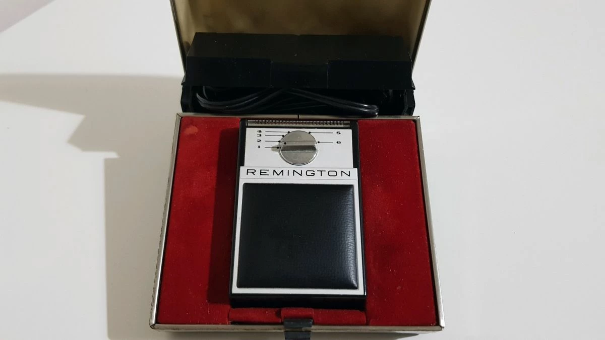 Vendora Remington Vintage ξυριστική μηχανή 3 Vendora Remington Vintage ξυριστική μηχανή