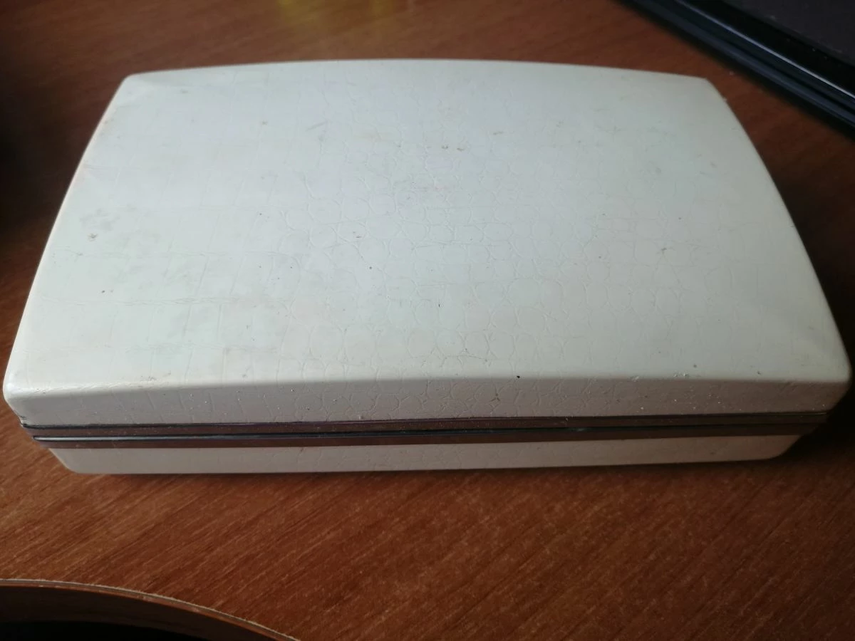 Vendora Lady Remington 1970 4 Vendora Lady Remington 1970 - Image 2