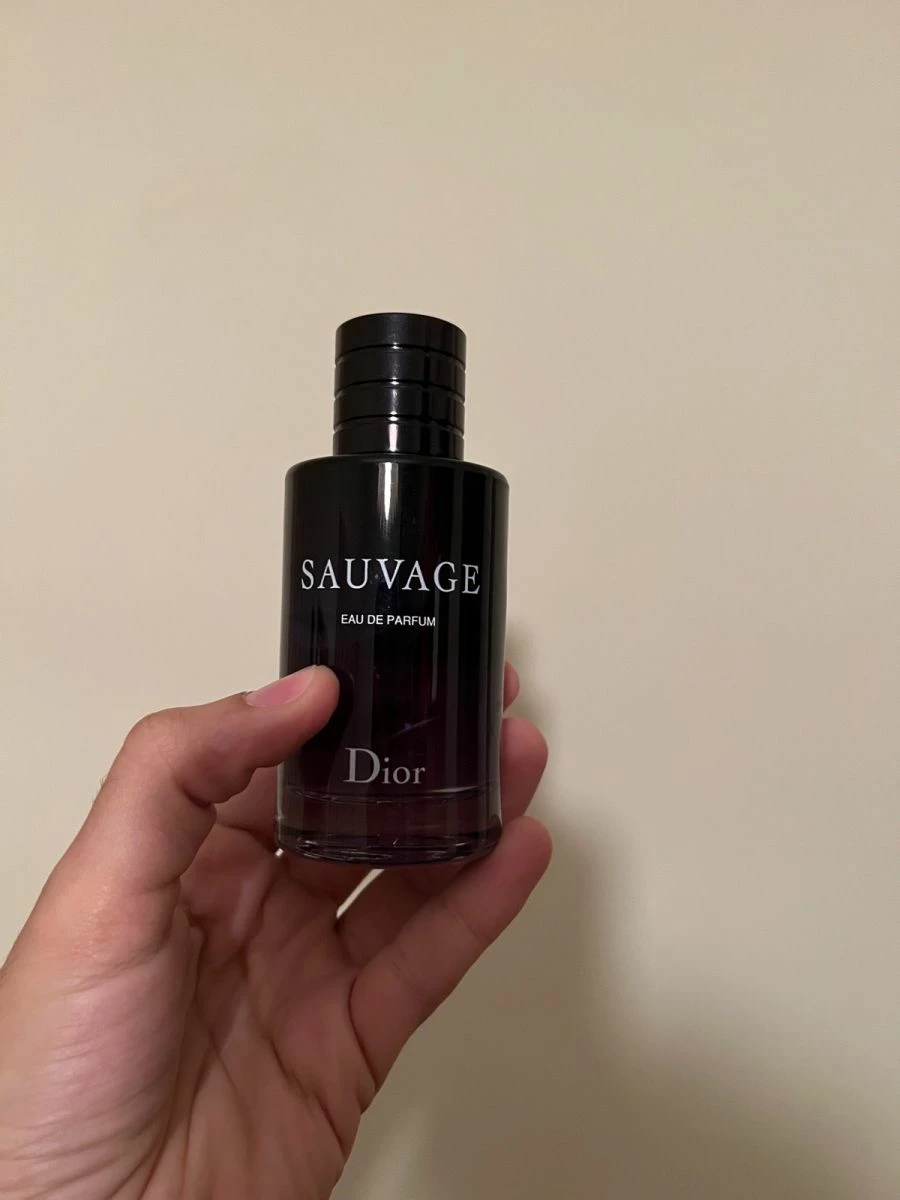 Vendora Dior Sauvage 100 Ml Eau De Parfum έχει μέσα περίπου 70ml 3 Vendora Dior Sauvage 100 Ml Eau De Parfum έχει μέσα περίπου 70ml