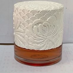 Vendora Cacharel Scarlett