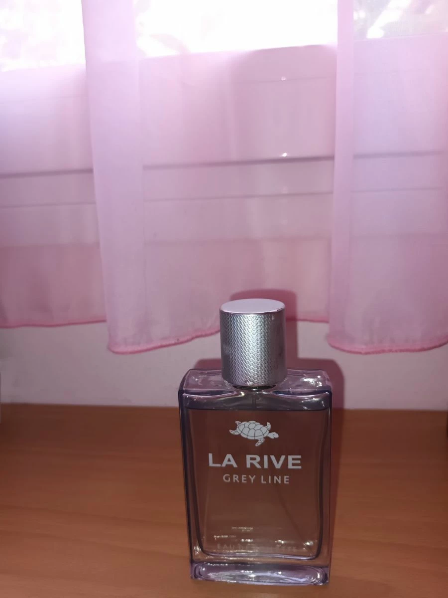 Vendora Αντρικό αρωμα La Rive 3 Vendora Αντρικό αρωμα La Rive