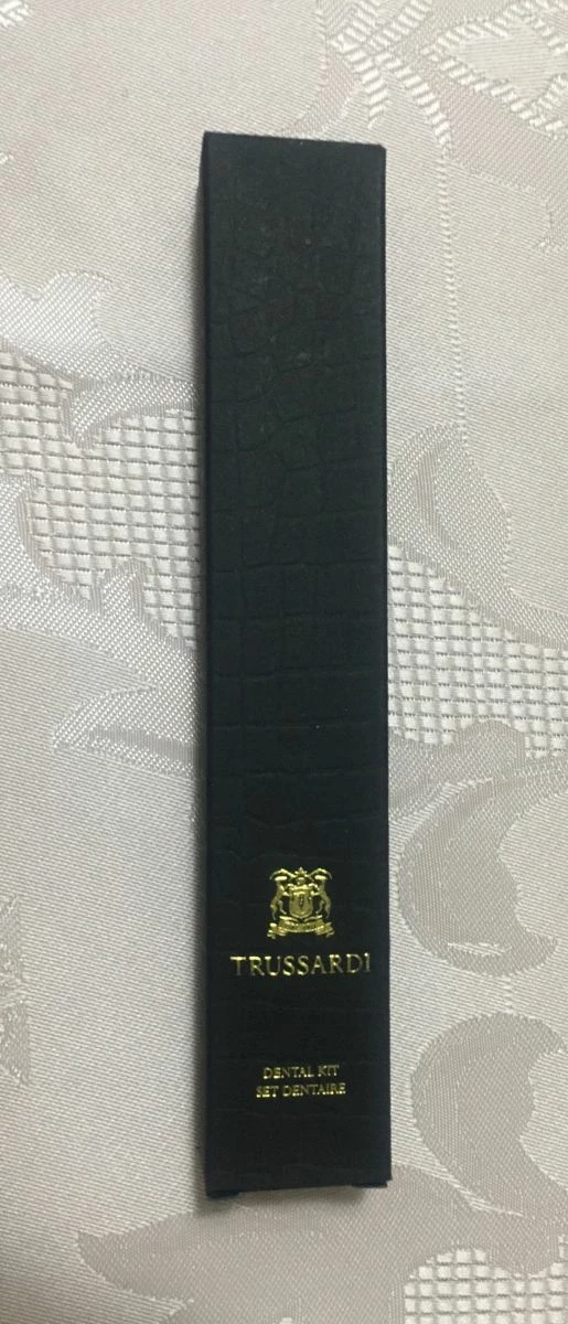 Vendora Σετ ταξιδιού Trussardi 8 Vendora Σετ ταξιδιού Trussardi - Image 6