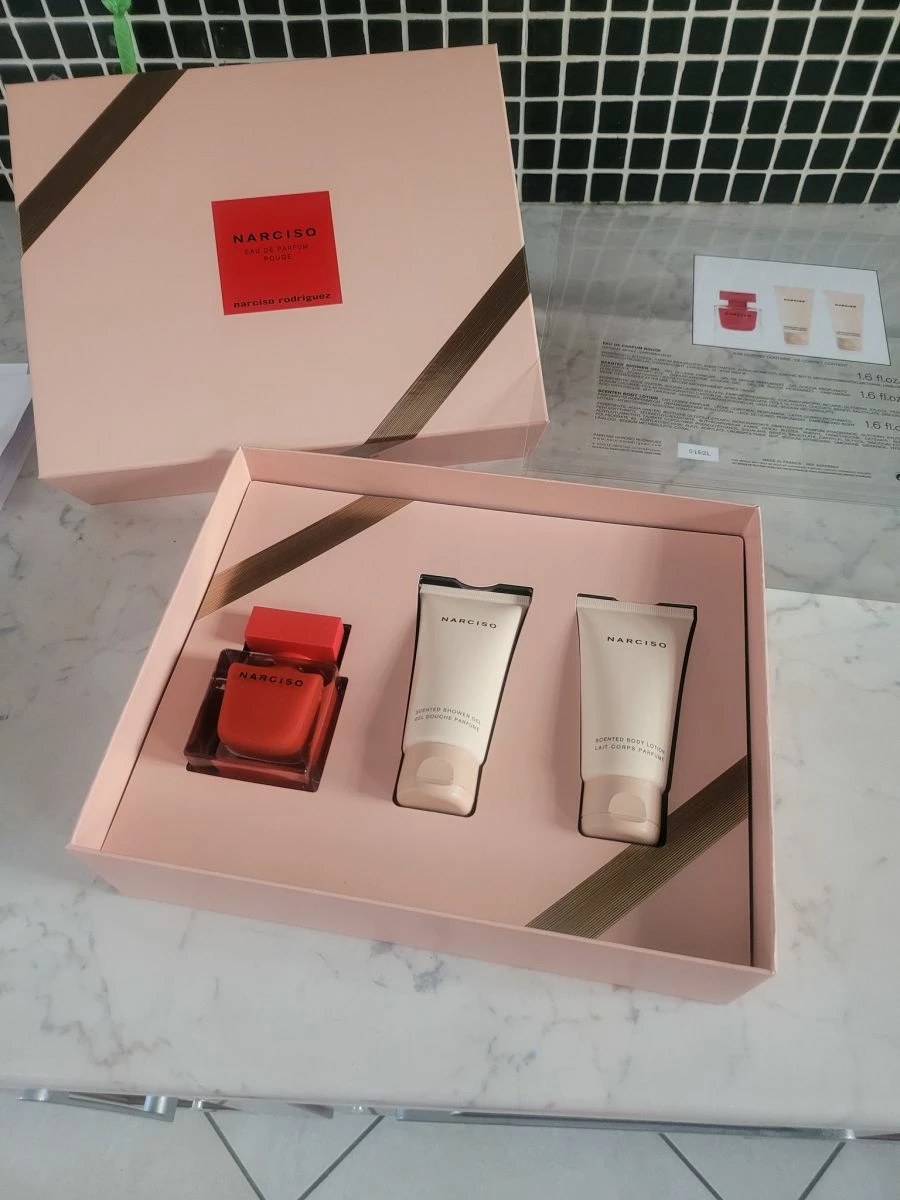 Vendora ΠΡΟΣΦΟΡΑ : ΣΕΤ NARCISO RODRIGUEZ ROUGE 4 Vendora ΠΡΟΣΦΟΡΑ : ΣΕΤ NARCISO RODRIGUEZ ROUGE - Image 2