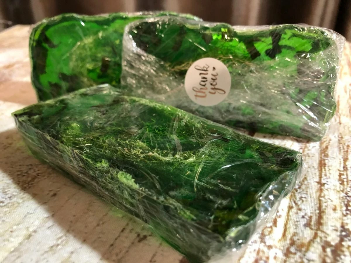 Vendora Πακετο τρια Σαπούνια Γλυκερίνης Με Λούφα, Άρωμα Nina R. 3 Vendora Πακετο τρια Σαπούνια Γλυκερίνης Με Λούφα, Άρωμα Nina R.