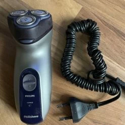 Vendora Ξυριστική μηχανή Philips επαναφορτιζόμενη