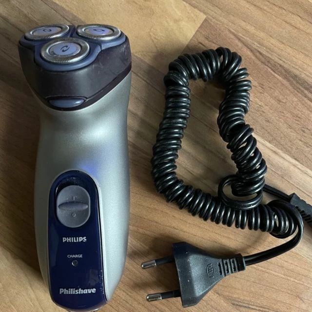 Vendora Ξυριστική μηχανή Philips επαναφορτιζόμενη 3 Vendora Ξυριστική μηχανή Philips επαναφορτιζόμενη