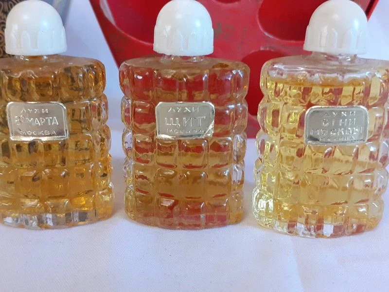 Vendora Σετ αρώματος USSR - Φεστιβάλ στη Μόσχα 1957. 5 Vendora Σετ αρώματος USSR - Φεστιβάλ στη Μόσχα 1957. - Image 3