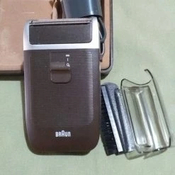 Vendora Vintage ξυριστική μηχανή Braun -vendora shop 36725a4895a147aa2cbc10ac9102c6eff8ce4d10 xl