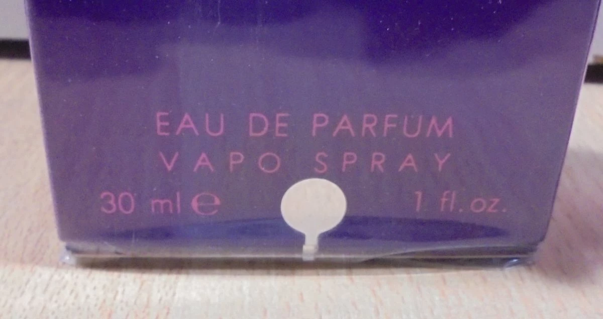 Vendora Rose Cardin Eau De Parfum Spray 30ml By Pierre Cardin 5 Vendora Rose Cardin Eau De Parfum Spray 30ml By Pierre Cardin - Image 3
