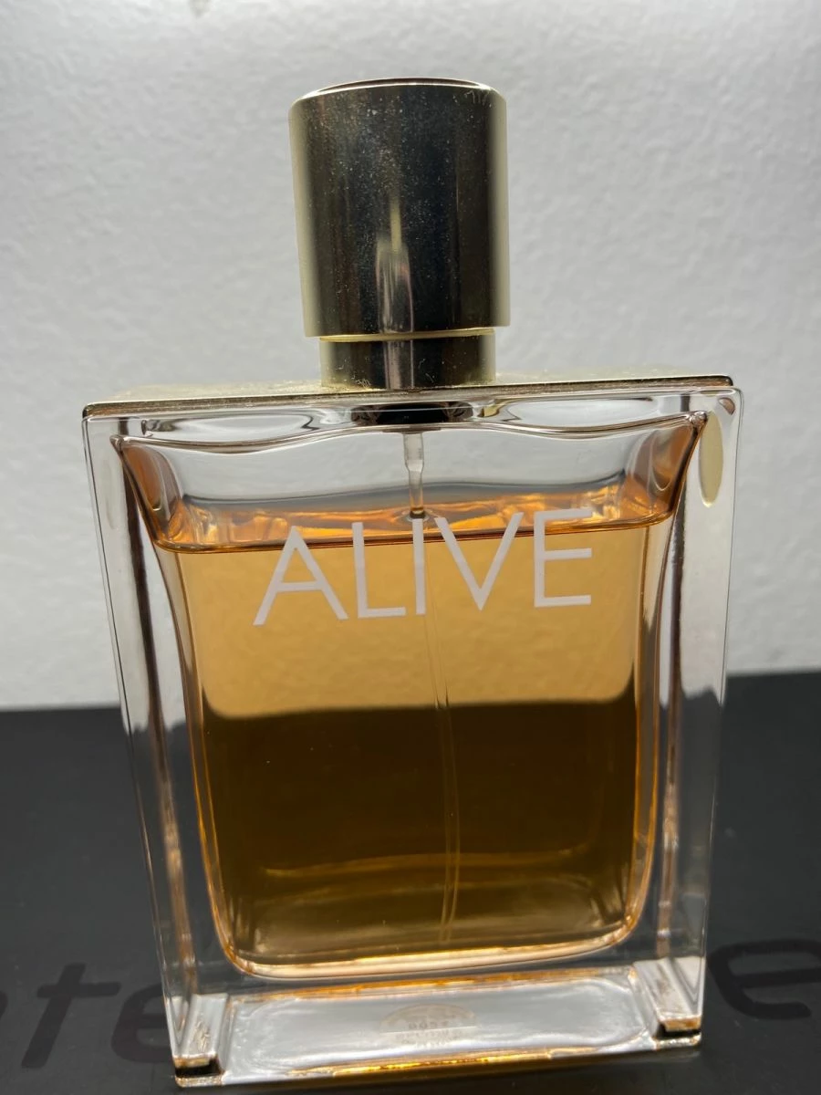 Vendora Αρωμα Hugo Boss Alive 80ml Used 3 Vendora Αρωμα Hugo Boss Alive 80ml Used