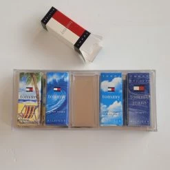 Vendora TOMMY HILFINGER Tommy All Stars For Him. Μινιατούρες με αρώματα. 9 Vendora TOMMY HILFINGER Tommy All Stars For Him. Μινιατούρες με αρώματα. -vendora shop 43fe7dcd08de838cc3f15d84cd5117d307ab05d6 xl