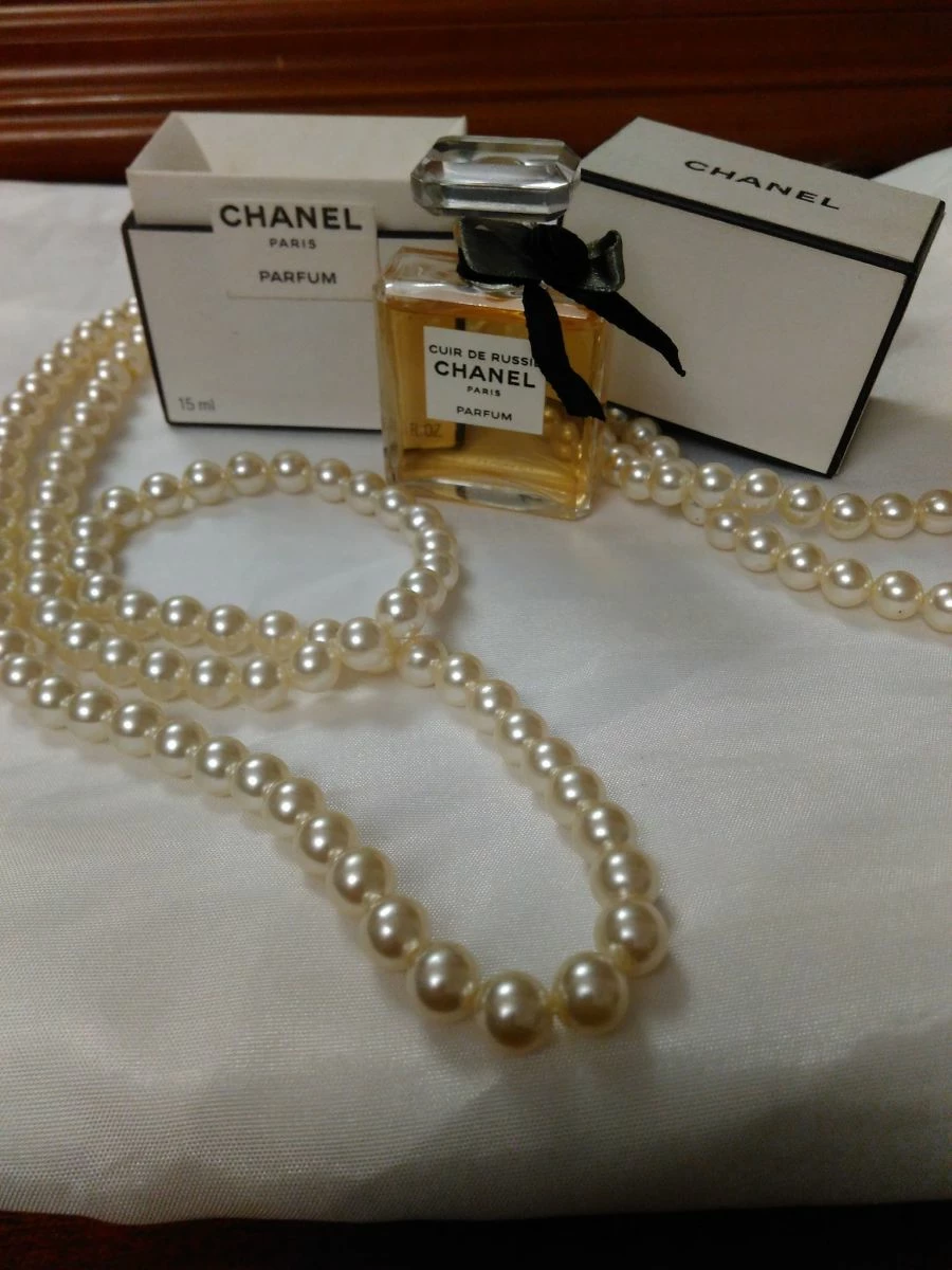 Vendora CHANEL Parfum CUIR DE RUSSIE - Ένα μοναδικό πράγμα !!! 3 Vendora CHANEL Parfum CUIR DE RUSSIE - Ένα μοναδικό πράγμα !!!