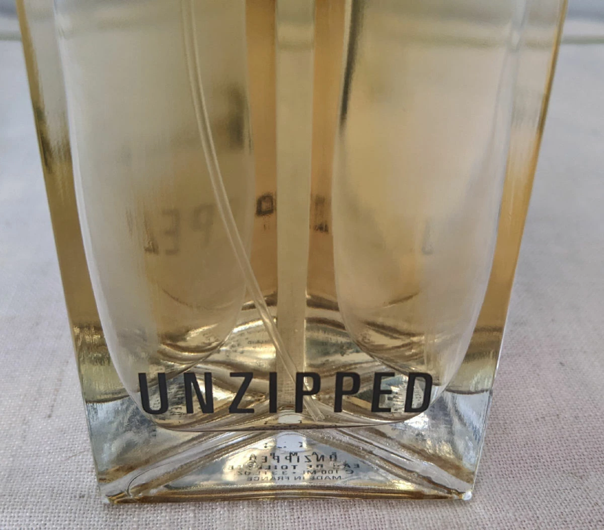 Vendora Samba Unzipped Woman Eau De Toilette Natural Spray 3.3 Fl.oz.100ml! 6 Vendora Samba Unzipped Woman Eau De Toilette Natural Spray 3.3 Fl.oz.100ml! - Image 4