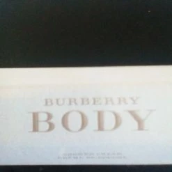 Vendora Burberry Body αφρολουτρο σφραγισμένο