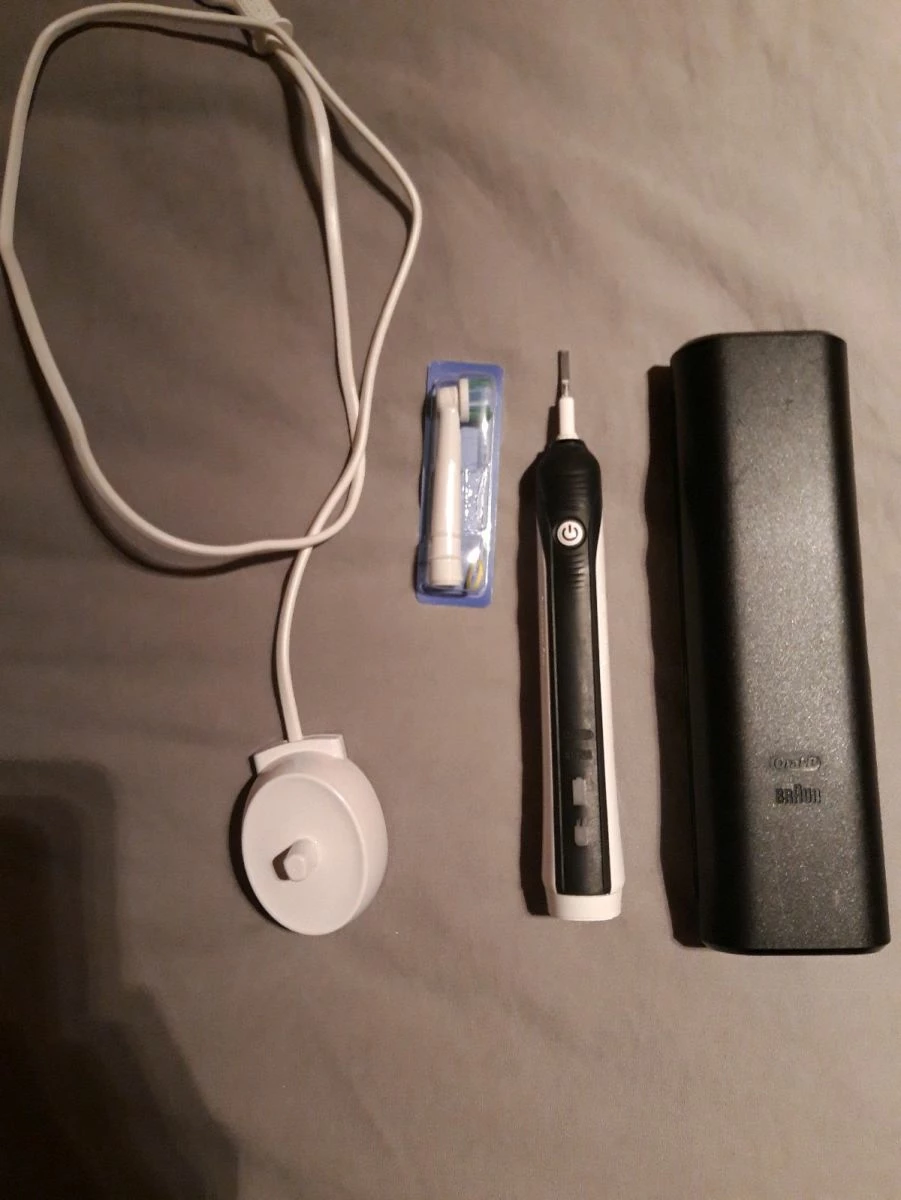 Vendora Oral B ηλεκτρική οδοντόβουρτσα σετ 3 Vendora Oral B ηλεκτρική οδοντόβουρτσα σετ