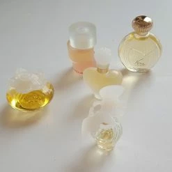 Vendora NINA RICCI 5 Vintage συλλεκτικές μινιατούρες αρωμάτων ( Travel Set ) 9 Vendora NINA RICCI 5 Vintage συλλεκτικές μινιατούρες αρωμάτων ( Travel Set ) -vendora shop 60faf0c54cd6e05406c705693a3606bb436784cc xl