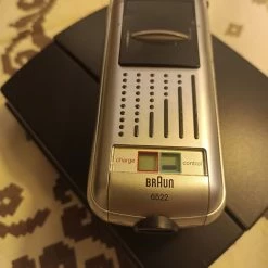 Vendora Ξυριστική μηχανή της BRAUN Model 6522 (ρεύματος και μπαταρίας) μετά θήκης για κρέμασμα στο τοίχο 14 Vendora Ξυριστική μηχανή της BRAUN Model 6522 (ρεύματος και μπαταρίας) μετά θήκης για κρέμασμα στο τοίχο -vendora shop 634ee409b830688c89ab318953c8b8389a748983 xl