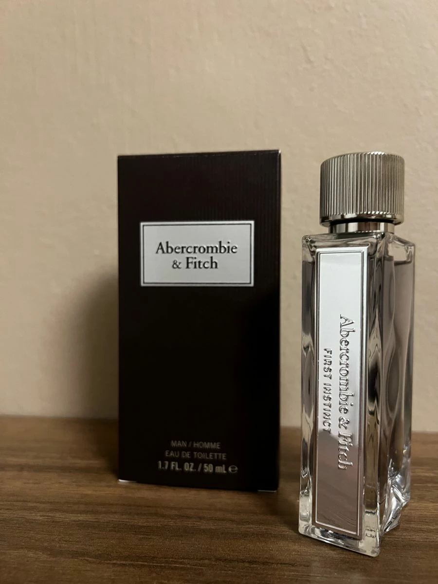 Vendora Abercrombie & Fitch First Instinct Eau De Toilette 50ml 3 Vendora Abercrombie & Fitch First Instinct Eau De Toilette 50ml