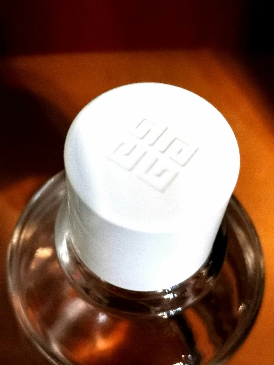 Vendora Καινούριο Άρωμα EAU DE GIVENCHY 7 Vendora Καινούριο Άρωμα EAU DE GIVENCHY - Image 5