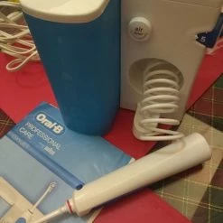 Vendora ORAL B ΗΛΕΚΤΡΙΚΗ ΟΔΟΝΤΟΒΟΥΡΤΣΑ -vendora shop 75b24cb0246fffc0cfa70655b13b1793a80f3705 xl