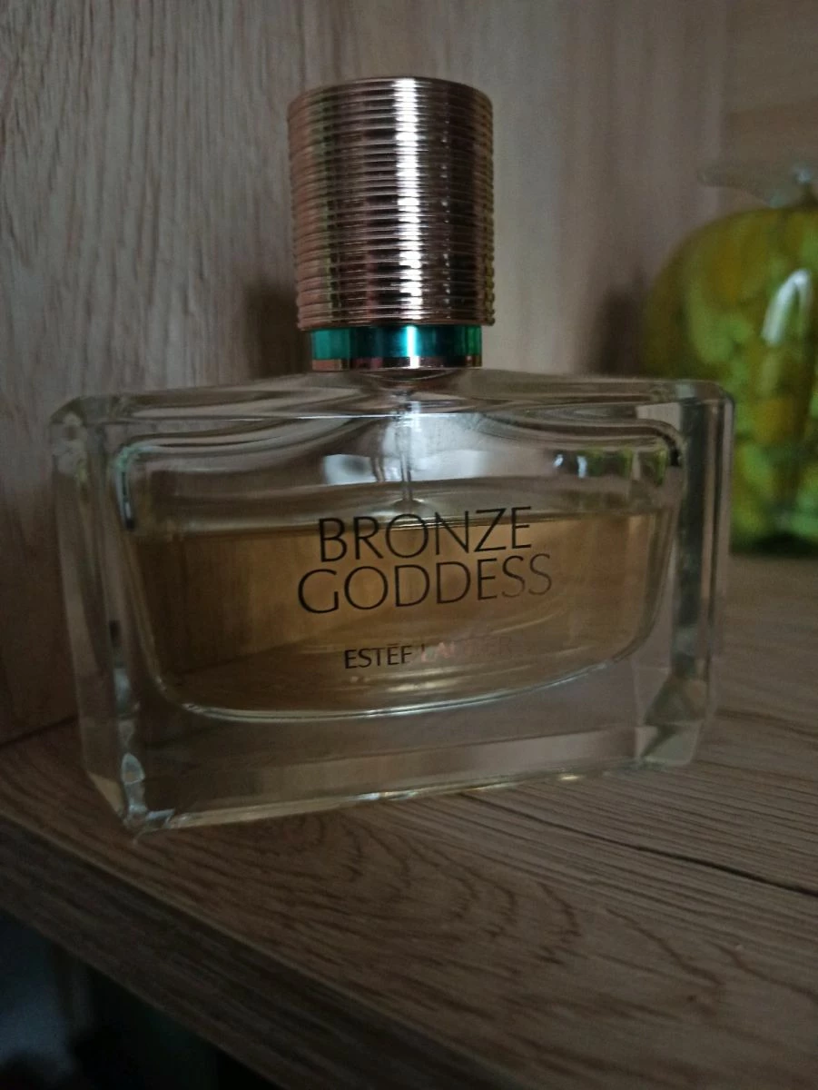 Vendora Άρωμα γνήσιο 50 μλ μπουκάλι. 3 Vendora Άρωμα γνήσιο 50 μλ μπουκάλι.