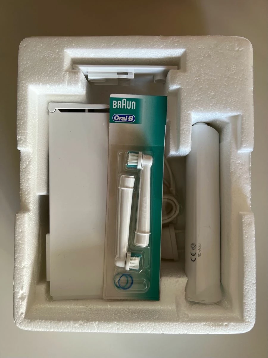 Vendora Braun Oral-B Plak Control D9525 Επαναφορτιζόμενη οδοντόβουρτσα 5 Vendora Braun Oral-B Plak Control D9525 Επαναφορτιζόμενη οδοντόβουρτσα - Image 3