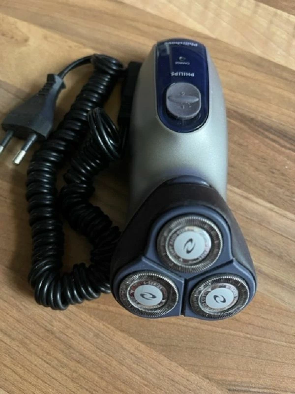 Vendora Ξυριστική μηχανή Philips επαναφορτιζόμενη 4 Vendora Ξυριστική μηχανή Philips επαναφορτιζόμενη - Image 2