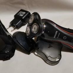 Vendora Ηλεκτρική επαναφορτιζόμενη PHILIPS μηχανή για υγρό και στεγνό ξύρισμα 13 Vendora Ηλεκτρική επαναφορτιζόμενη PHILIPS μηχανή για υγρό και στεγνό ξύρισμα -vendora shop 80cfd2295f05c0df6437e3bd533ba824d8ed363a xl