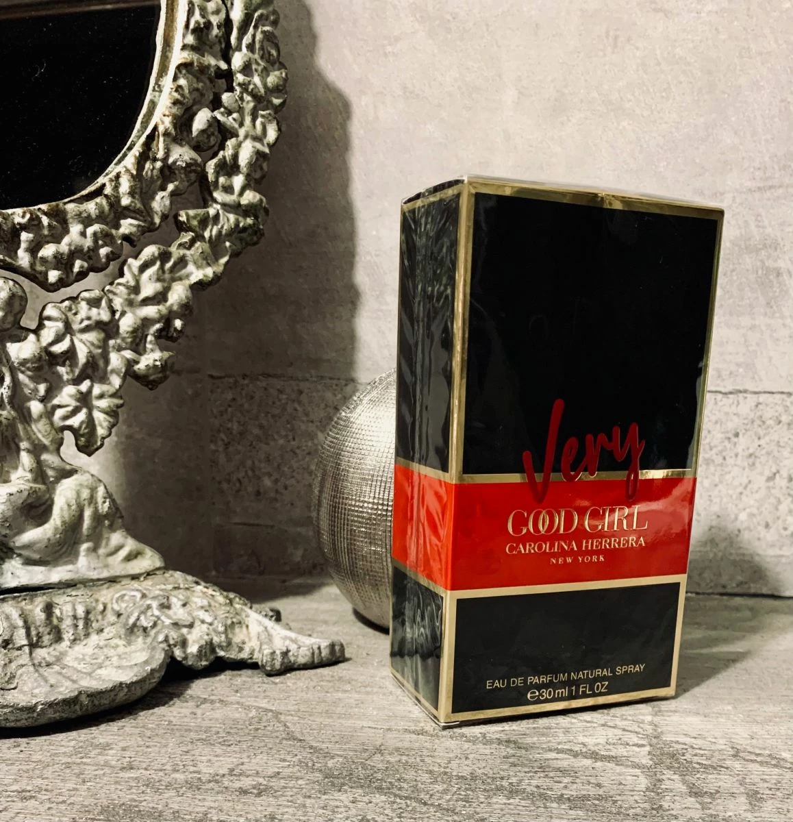 Vendora Carolina Herrera Very Good Girl Eau De Parfum Natural Spray 30ml 3 Vendora Carolina Herrera Very Good Girl Eau De Parfum Natural Spray 30ml