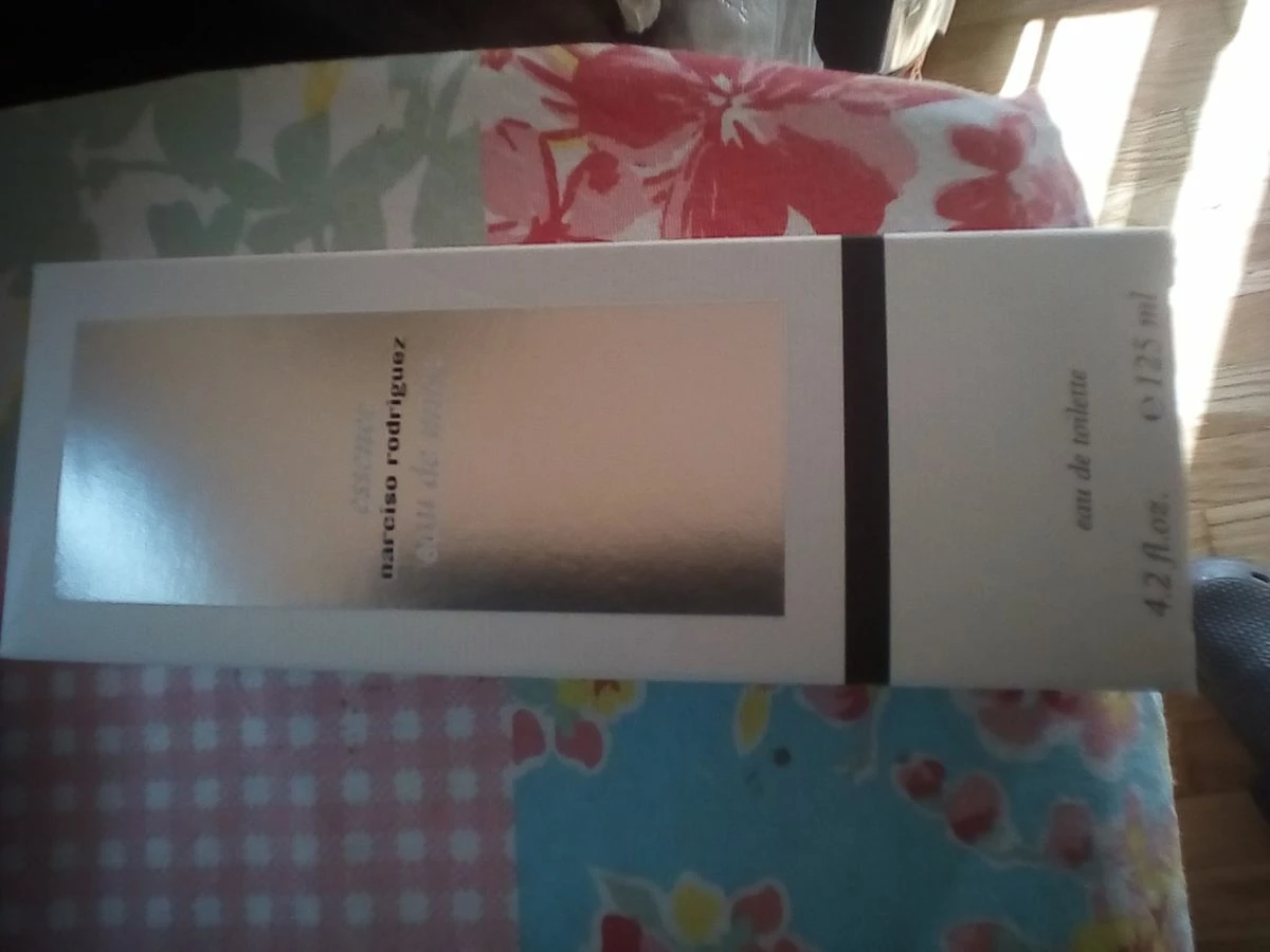 Vendora Άρωμα " Essence Eau De Musc", NARCISO RODRIGUEZ,eau De Toilette,125ml 5 Vendora Άρωμα " Essence Eau De Musc", NARCISO RODRIGUEZ,eau De Toilette,125ml - Image 3