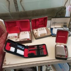 Vendora βιντατζ ηλεκτρικές Ξυριστικες Μηχανές πέντε τεμαχια μόνο όλες μαζι -vendora shop 8f6e783e01a3262e770b234d30fd6f8fb004274e xl