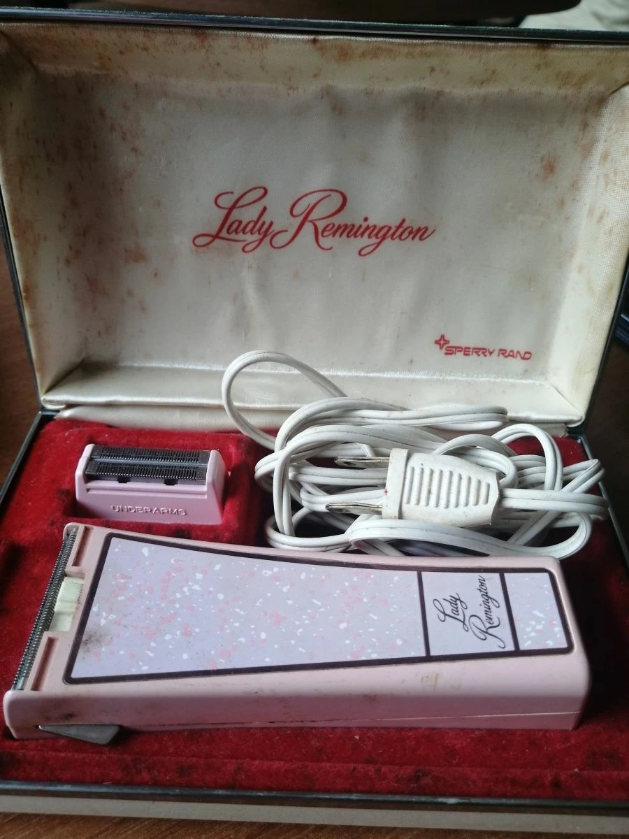 Vendora Lady Remington 1970 3 Vendora Lady Remington 1970