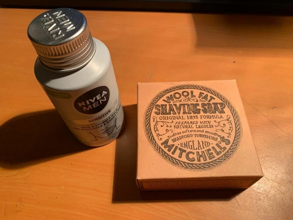 Vendora Mitchells Wool Fat Soap Refill & Nivea Aftershave Balm 3 Vendora Mitchells Wool Fat Soap Refill & Nivea Aftershave Balm