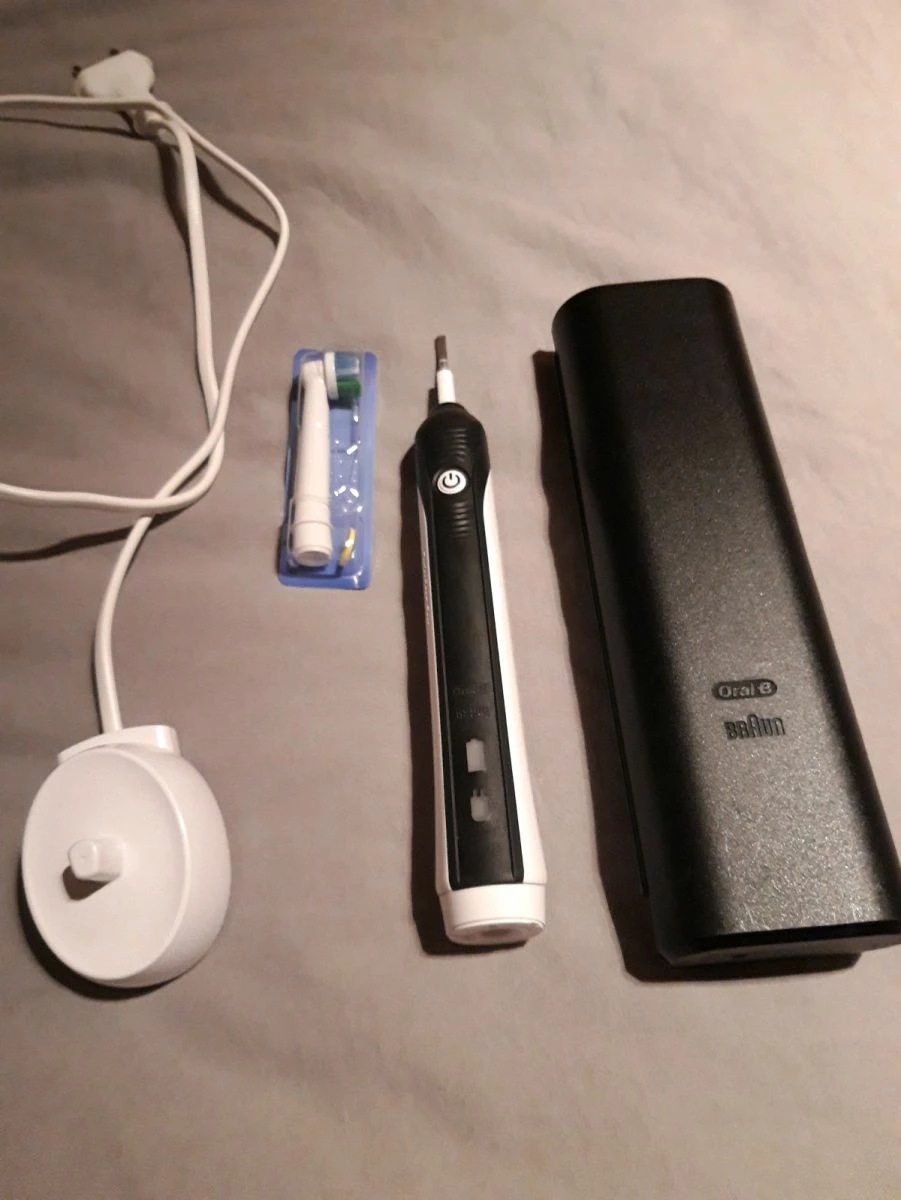 Vendora Oral B ηλεκτρική οδοντόβουρτσα σετ 4 Vendora Oral B ηλεκτρική οδοντόβουρτσα σετ - Image 2