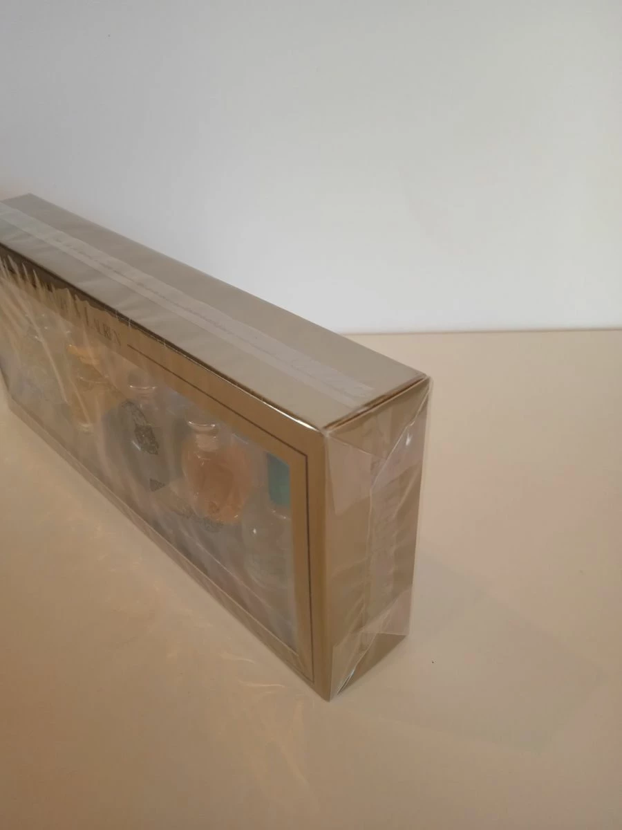 Vendora RALPH LAUREN σετ 5 συλλεκτικές Vintage μινιατούρες με αρώματα σε κλειστό κουτί. 7 Vendora RALPH LAUREN σετ 5 συλλεκτικές Vintage μινιατούρες με αρώματα σε κλειστό κουτί. - Image 5