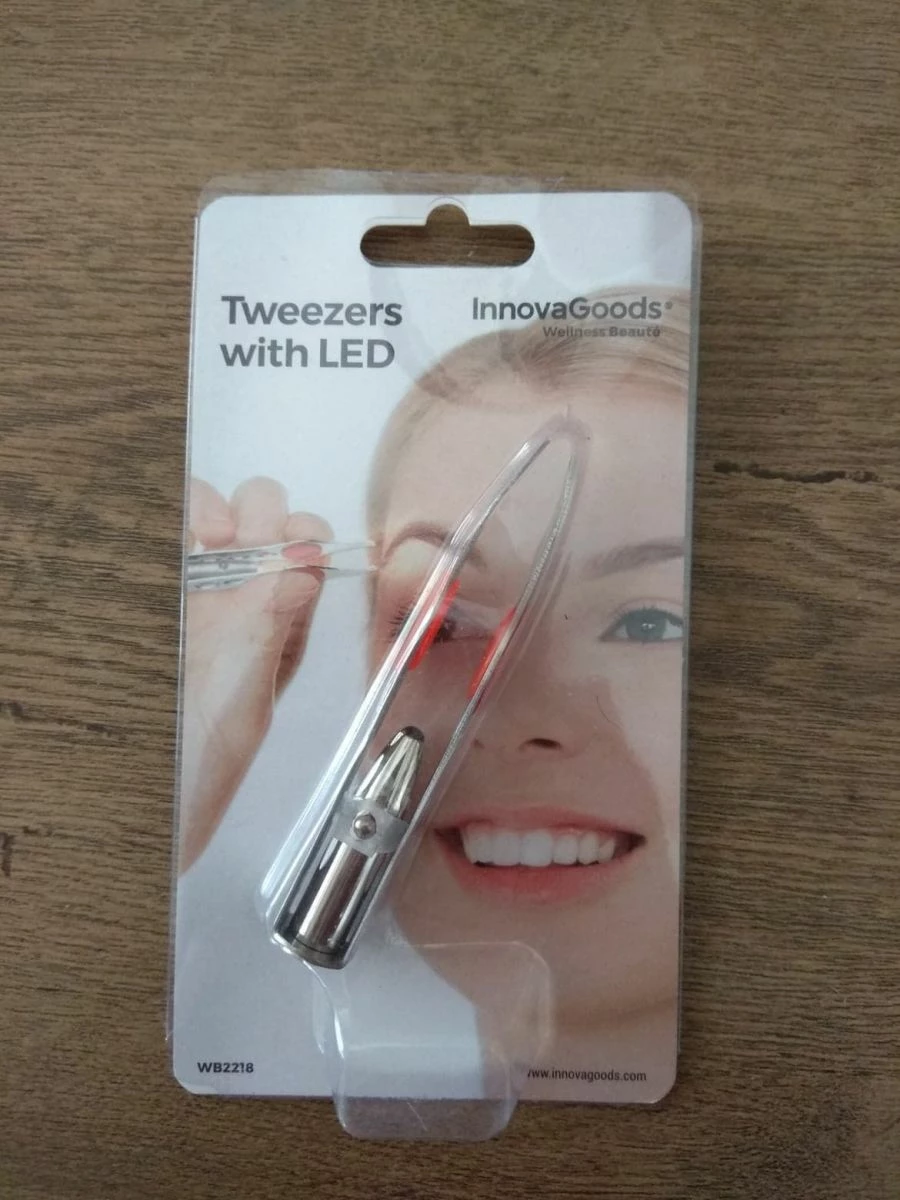 Vendora Τσιμπίδες αποτρίχωσης με LED InnovaGoods 3 Vendora Τσιμπίδες αποτρίχωσης με LED InnovaGoods