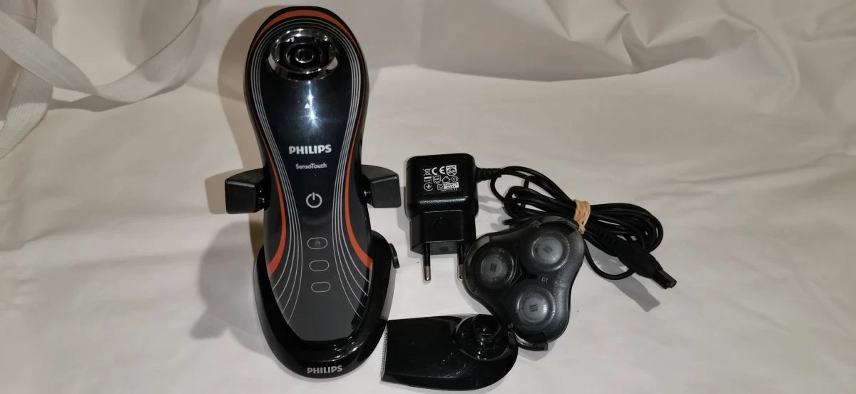 Vendora Ηλεκτρική επαναφορτιζόμενη PHILIPS μηχανή για υγρό και στεγνό ξύρισμα 3 Vendora Ηλεκτρική επαναφορτιζόμενη PHILIPS μηχανή για υγρό και στεγνό ξύρισμα