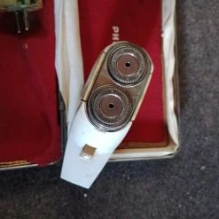 Vendora Vintage PHILISHAVE ξυριστική μηχανή του 1960. -vendora shop c5d69e15ec1efce3a6f00a524604d00b2da73dea xl