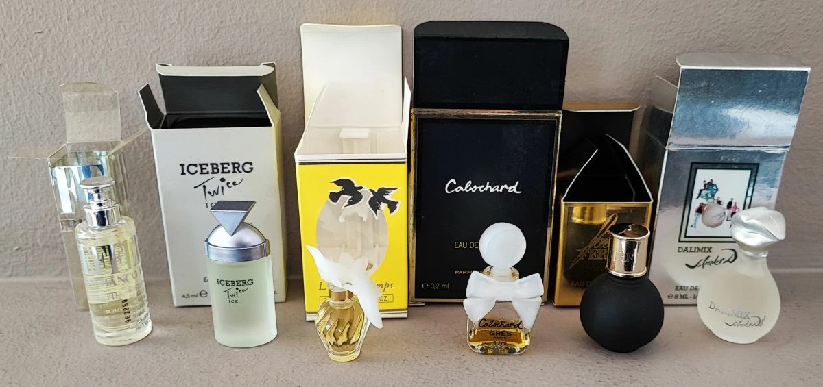 Vendora Συλλεκτικά δείγματα αρωμάτων απο την δεκαετία του 90 11 Vendora Συλλεκτικά δείγματα αρωμάτων απο την δεκαετία του 90 - Image 9