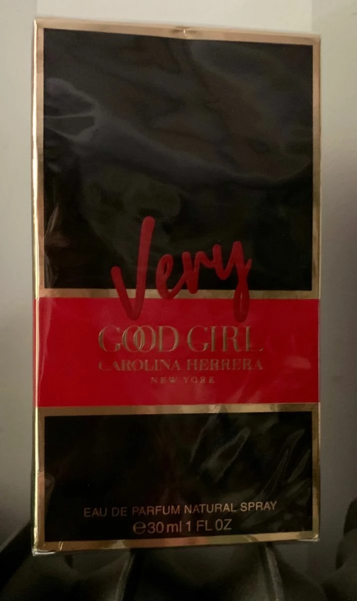 Vendora Carolina Herrera Very Good Girl Eau De Parfum Natural Spray 30ml 11 Vendora Carolina Herrera Very Good Girl Eau De Parfum Natural Spray 30ml - Image 9
