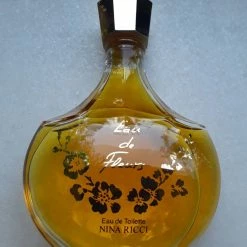 Vendora Nina Ricci "Eau De Fleurs" Vintage & Rare -vendora shop d785745a7ff0a37ae364687caa3b5a27801876ef xl