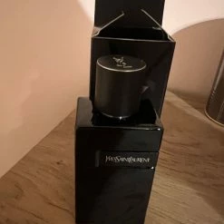 Vendora Yves Saint Laurent