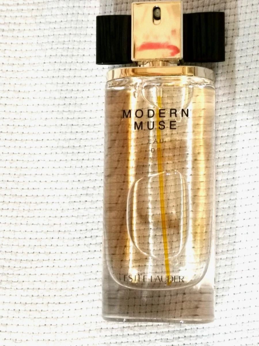 Vendora Καινούριο Άρωμα MODERN MUSE ESTEE LAUDER 3 Vendora Καινούριο Άρωμα MODERN MUSE ESTEE LAUDER