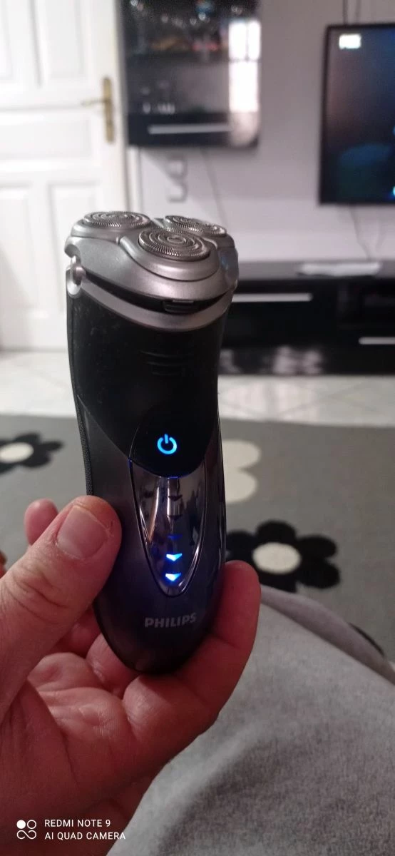 Vendora ξυριστηκη μηχανή PHILIPS 8 Vendora ξυριστηκη μηχανή PHILIPS - Image 6
