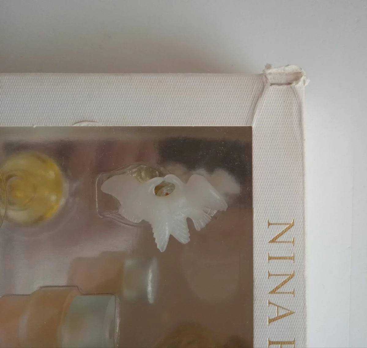 Vendora NINA RICCI 5 Vintage συλλεκτικές μινιατούρες αρωμάτων ( Travel Set ) 7 Vendora NINA RICCI 5 Vintage συλλεκτικές μινιατούρες αρωμάτων ( Travel Set ) - Image 5