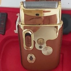 Vendora Μια μηχανή ξυρίσματος! Καινούργια.