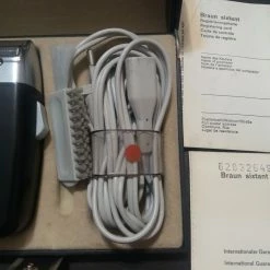 Vendora Vintage ξυριστική μηχανή BRAUN Made In Germany. Έτος κατασκευής 1961. Μαζί με τη θήκη. Λειτουργεί. 10 Vendora Vintage ξυριστική μηχανή BRAUN Made In Germany. Έτος κατασκευής 1961. Μαζί με τη θήκη. Λειτουργεί. -vendora shop fde10ea3edc16299571fbf258380d4984e6d5097 xl